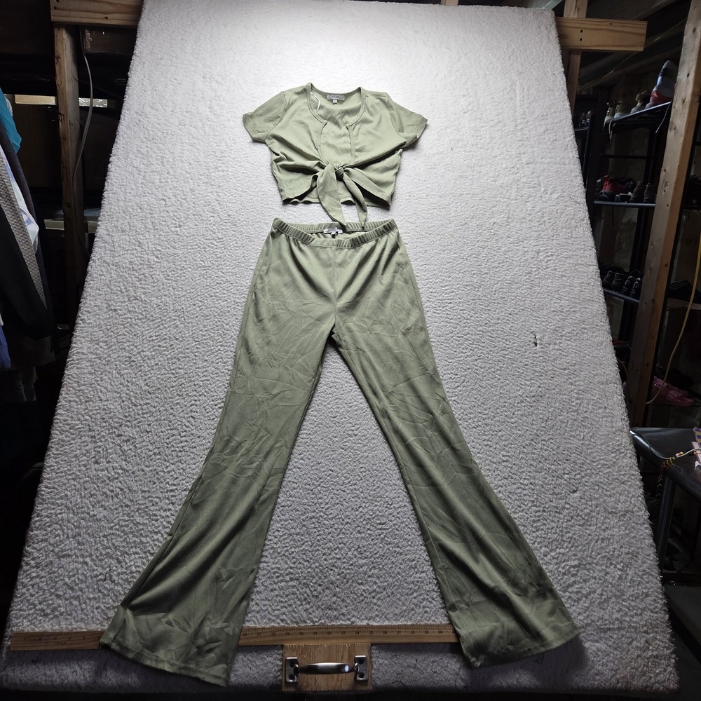 Love Tree Shirt Pants 2 Piece Set Womens M Green Tie Front Knit Casual